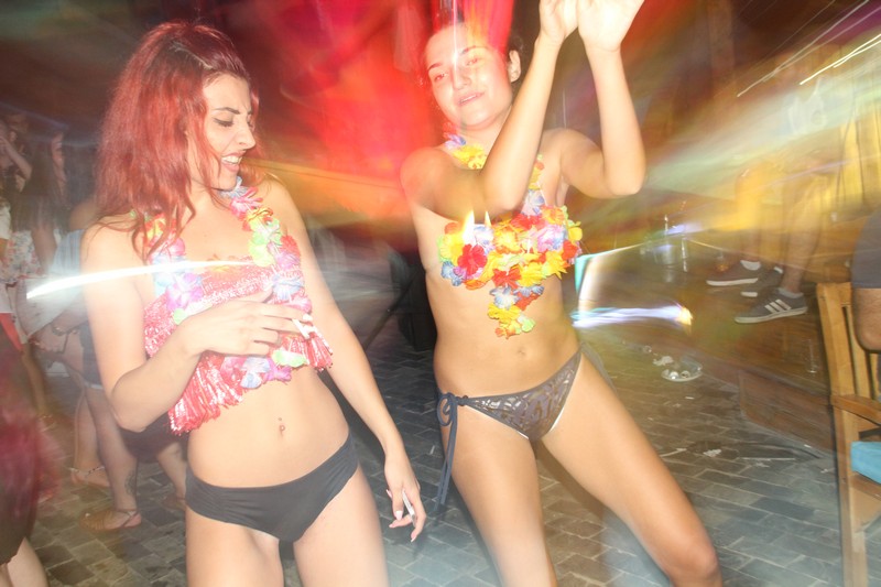Lasgidi Beach Party